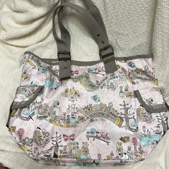 LeSportsac x Kate Sutton Garden Pals Tote Bag - Picture 2 of 8